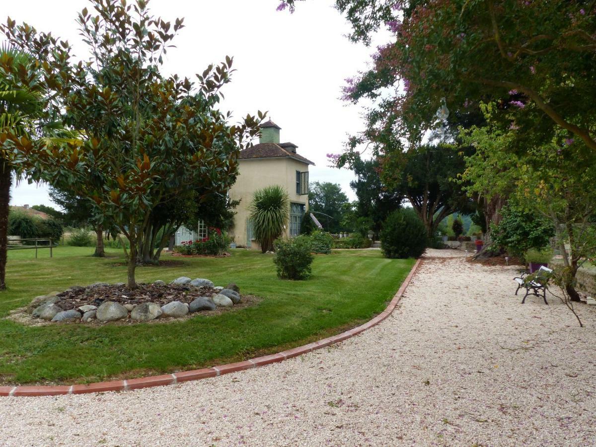 Castelvidouze Le Barreau St Ost Villa Saint-Ost Exterior photo